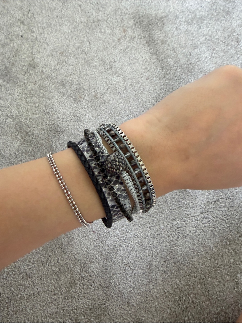 Victoria Emerson Gray Snake Print Multi Strand Magnetic Wrap Bracelet 7.5"